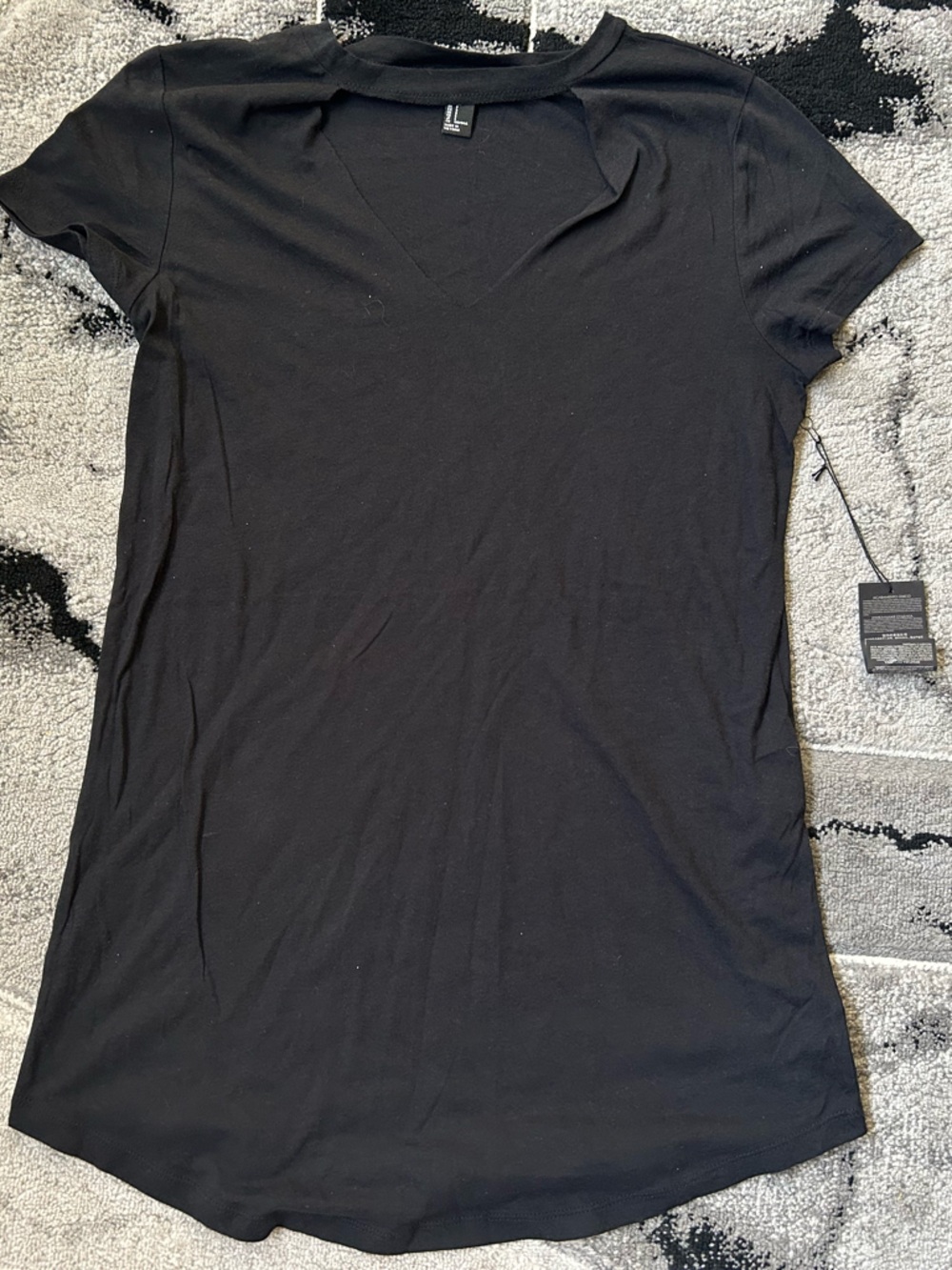 Forever 21 Black V-Neck Mini Dress